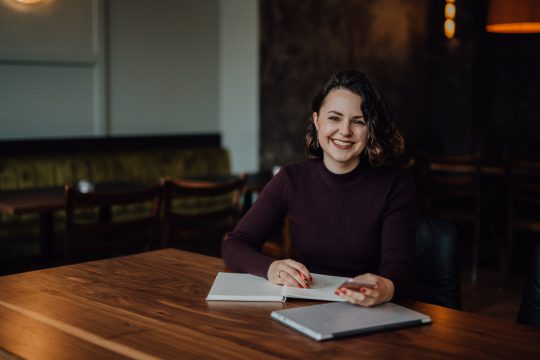 Alexandra-Rothe-Instagram-Marketing-Leipzig-Business-Portraits-Fotografin-Sophia-Molek-2