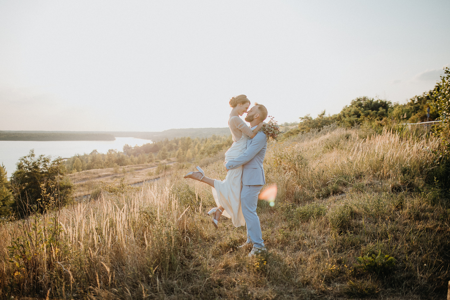 Hochzeitsfotografin Hochzeitsfotograf Hochzeitsreportage Hochzeitsfotos Heiraten Leipzig Sachsen Dresden Hochzeit Sophia Molek Brautpaarshooting