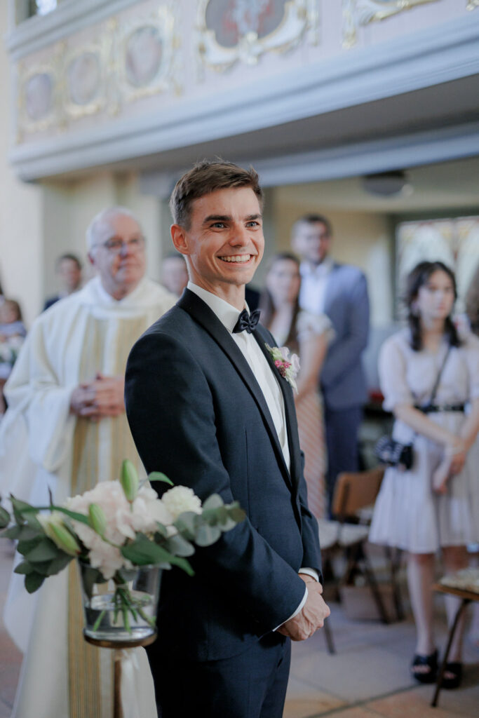 Schloss Brandis Hochzeit Schlosshochzeit Märchenhochzeit Hochzeitsfotos Hochzeitsreportage Hochzeitsfotograf Hochzeitsfotografin Heiraten Leipzig Sachsen Dresden Gohliser Schlösschen Standesamt Standesamtliche Trauung Neues Rathaus Hochzeitsauto Happy Day Brautmode EmiLy Hochzeitsdeko