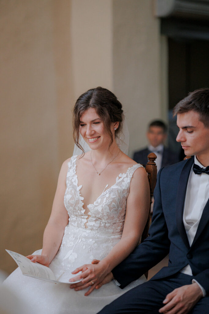 Schloss Brandis Hochzeit Schlosshochzeit Märchenhochzeit Hochzeitsfotos Hochzeitsreportage Hochzeitsfotograf Hochzeitsfotografin Heiraten Leipzig Sachsen Dresden Gohliser Schlösschen Standesamt Standesamtliche Trauung Neues Rathaus Hochzeitsauto Happy Day Brautmode EmiLy Hochzeitsdeko