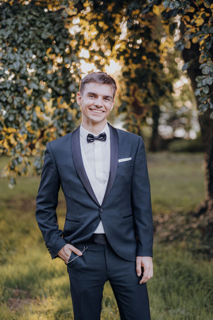 Schloss Brandis Hochzeit Schlosshochzeit Märchenhochzeit Hochzeitsfotos Hochzeitsreportage Hochzeitsfotograf Hochzeitsfotografin Heiraten Leipzig Sachsen Dresden Gohliser Schlösschen Standesamt Standesamtliche Trauung Neues Rathaus Hochzeitsauto Happy Day Brautmode EmiLy Hochzeitsdeko