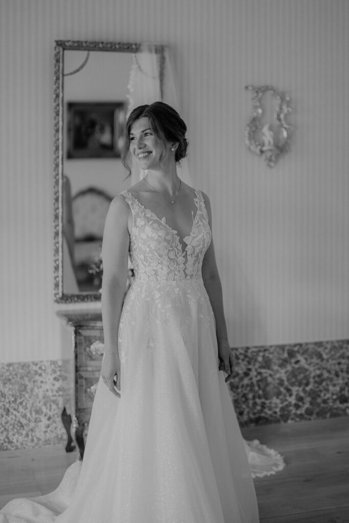 Schloss Brandis Hochzeit Schlosshochzeit Märchenhochzeit Hochzeitsfotos Hochzeitsreportage Hochzeitsfotograf Hochzeitsfotografin Heiraten Leipzig Sachsen Dresden Gohliser Schlösschen Standesamt Standesamtliche Trauung Neues Rathaus Hochzeitsauto Happy Day Brautmode EmiLy Hochzeitsdeko Cadillac