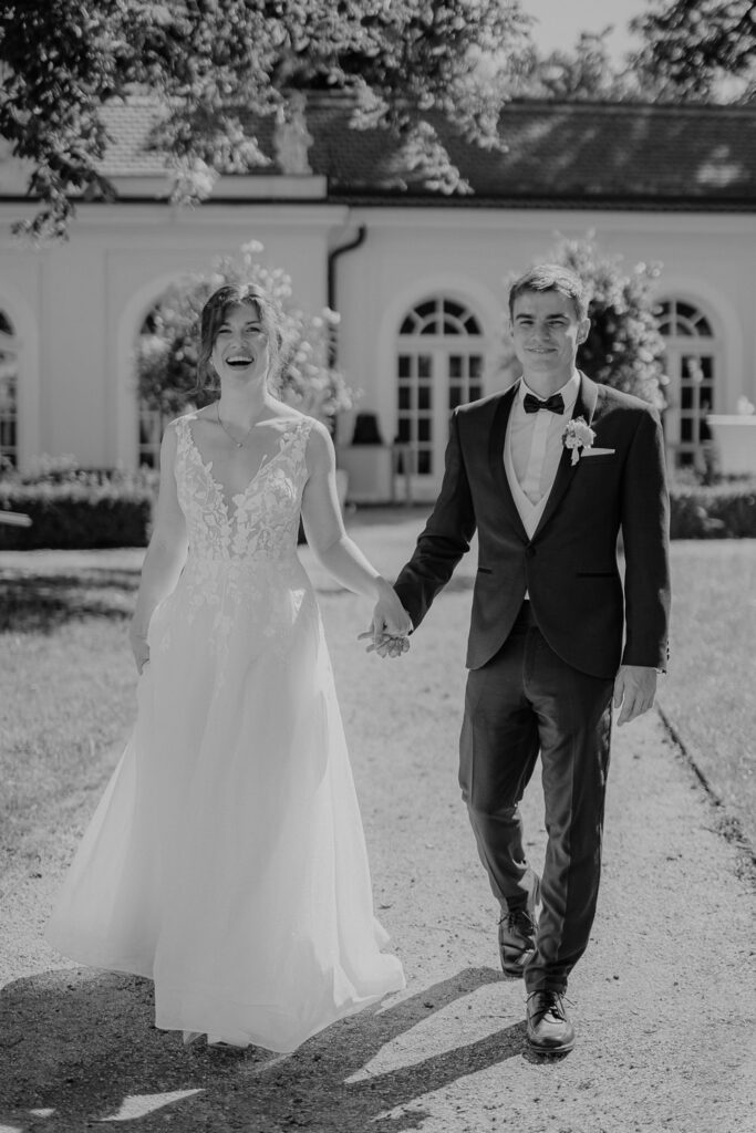 Schloss Brandis Hochzeit Schlosshochzeit Märchenhochzeit Hochzeitsfotos Hochzeitsreportage Hochzeitsfotograf Hochzeitsfotografin Heiraten Leipzig Sachsen Dresden Gohliser Schlösschen Standesamt Standesamtliche Trauung Neues Rathaus Hochzeitsauto Happy Day Brautmode EmiLy Hochzeitsdeko Cadillac