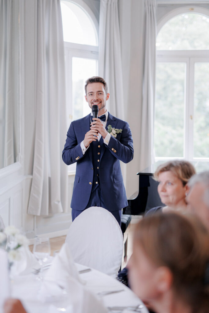 Schloss Teutschenthal Hochzeit Schlosshochzeit Märchenhochzeit Hochzeitsfotos Hochzeitsfotograf Hochzeitsfotografin Heiraten Leipzig Sachsen Dresden Freie Trauung White Wedding Hochzeitsdeko ByLe Sophia Molek Party EmiLy