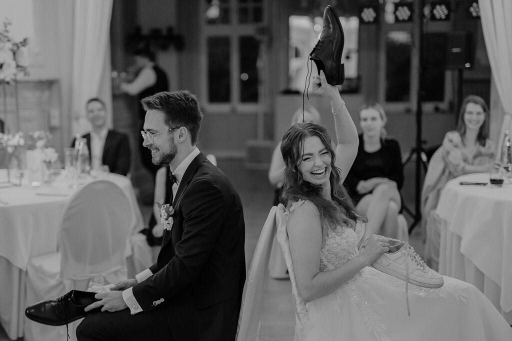 Schloss Teutschenthal Hochzeit Schlosshochzeit Märchenhochzeit Hochzeitsfotos Hochzeitsfotograf Hochzeitsfotografin Heiraten Leipzig Sachsen Dresden Freie Trauung White Wedding Hochzeitsdeko ByLe Sophia Molek Party EmiLy