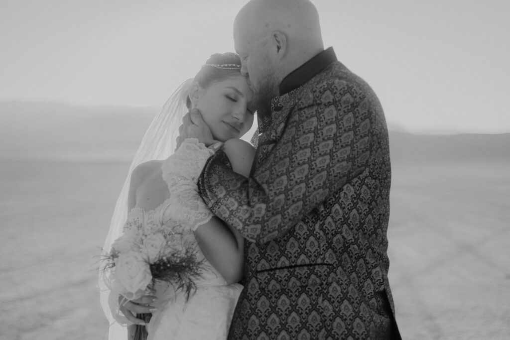 Burning Man Hochzeit Wüste Nevada Hochzeitsfotografin Hochzeitsfotograf Fotografin Fotograf Hochzeitsfotos