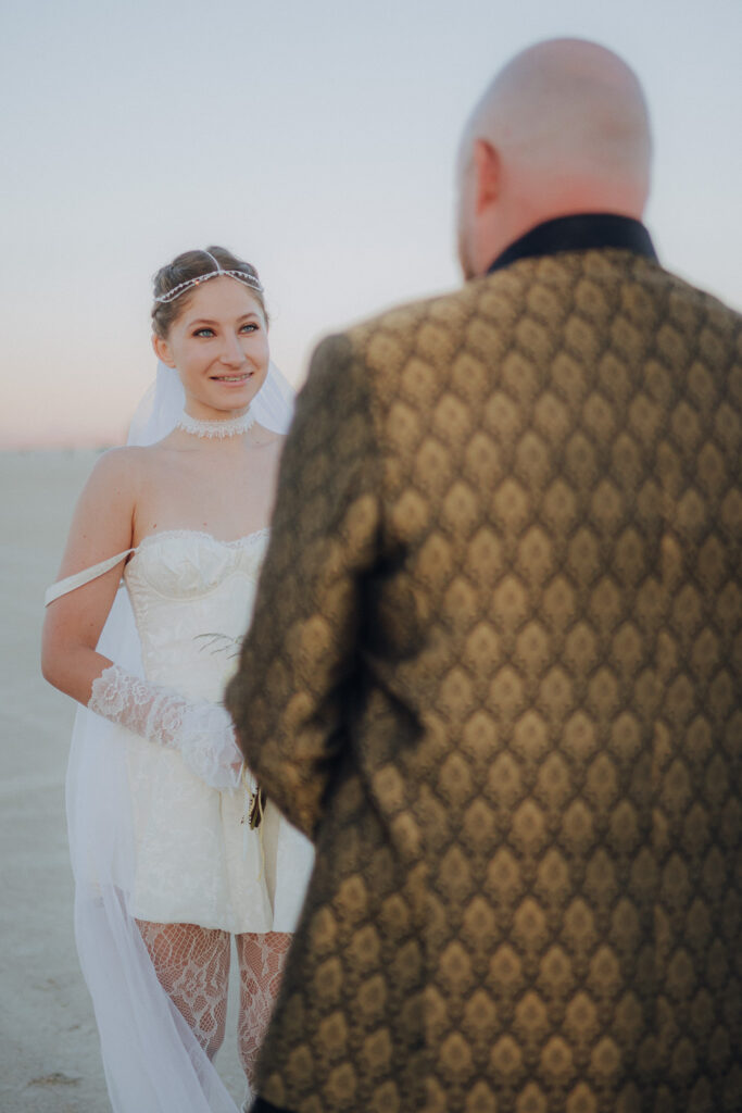 Burning Man Hochzeit Wüste Nevada Hochzeitsfotografin Hochzeitsfotograf Fotografin Fotograf Hochzeitsfotos