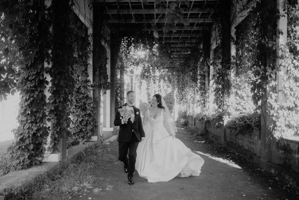 Bridgerton Hochzeit Magdeburg Hochzeitsfotos Hochzeitsfotograf Sachsen-Anhalt Herrenkrug Dorint Parkhotel