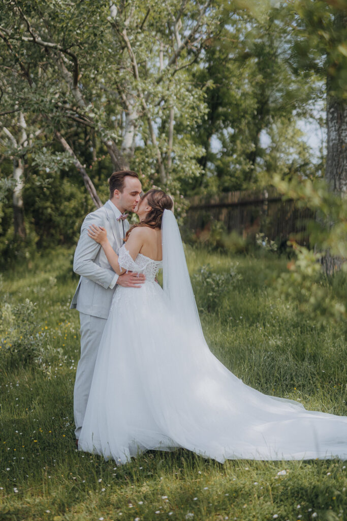 Hochzeit AmSee Am See Kulkwitzer See Leipzig Hochzeitsfotos Hochzeitsreportage Freie Trauung am Strand Strandhochzeit Beach Wedding Hochzeitsfotografin