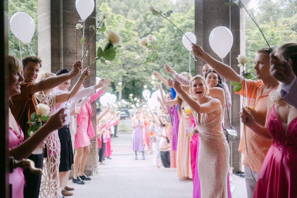 Hochzeit Berlin Hochzeitsfotograf Fotografin Heiraten Standesamt Treptow Köpenick Insel der Jugend Kulturhaus Insel Berlin