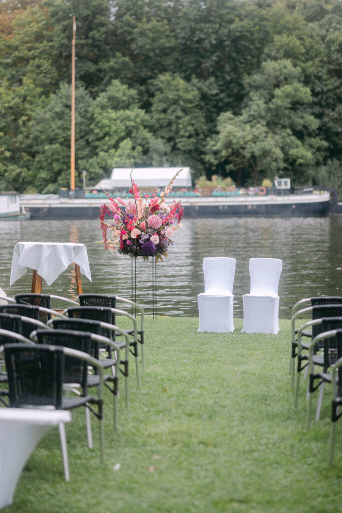 Hochzeit Berlin Hochzeitsfotograf Fotografin Heiraten Standesamt Treptow Köpenick Insel der Jugend Kulturhaus Insel Berlin