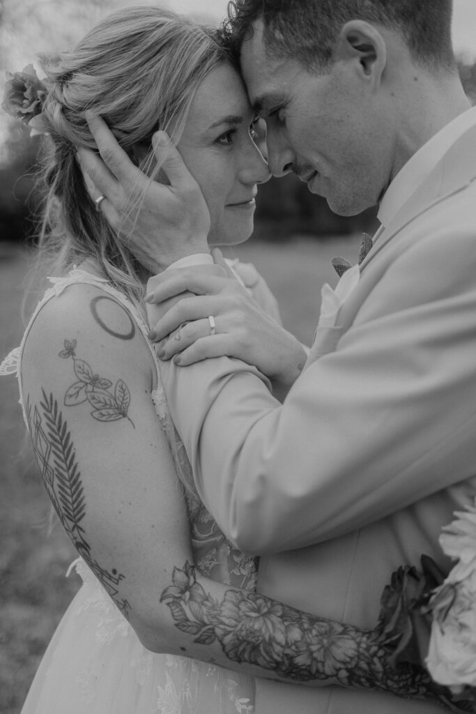 Hochzeit Berlin Hochzeitsfotograf Fotografin Heiraten Standesamt Treptow Köpenick Insel der Jugend Kulturhaus Insel Berlin