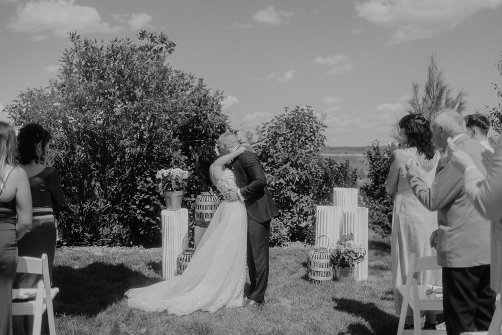 Lakeside Zwenkau See Seehochzeit Leipzig Heiraten Hochzeitslocation Hochzeitsfotos Hochzeitsfotograf Fotografin Fotoreportage Standesamt Standesamtliche Trauung