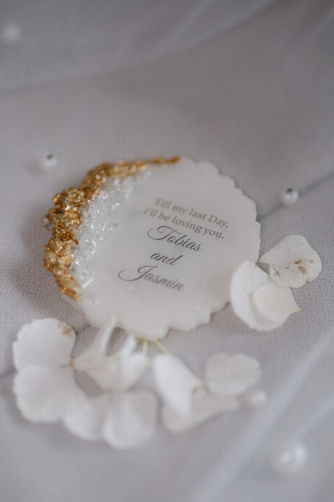 Lakeside Zwenkau See Seehochzeit Leipzig Heiraten Hochzeitslocation Hochzeitsfotos Hochzeitsfotograf Fotografin Fotoreportage Standesamt Standesamtliche Trauung