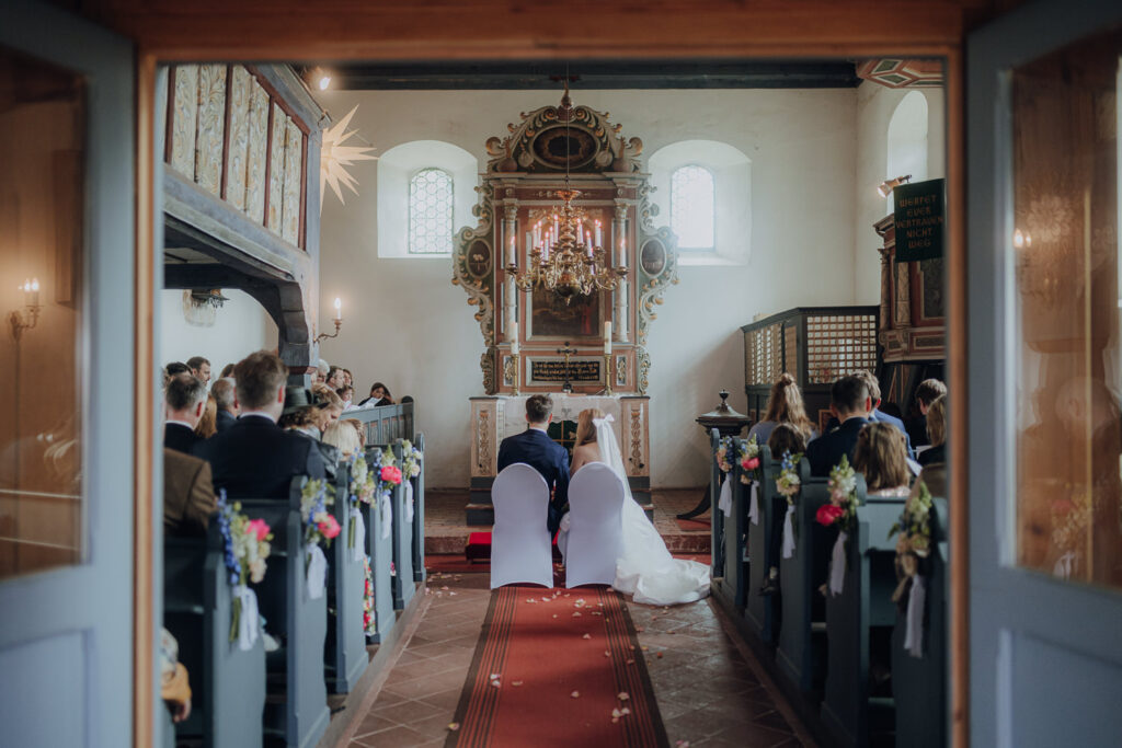 Paulinen Hof Paulinenhof Hochzeit Brandenburg Berlin Hochzeitsfotos Hochzeitsfotograf Hochzeitsfotografin Heiraten Fotograf Fotografin Kirchliche Trauung