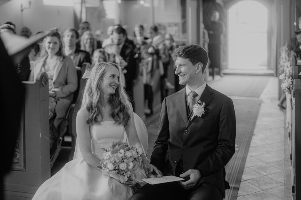 Paulinen Hof Paulinenhof Hochzeit Brandenburg Berlin Hochzeitsfotos Hochzeitsfotograf Hochzeitsfotografin Heiraten Fotograf Fotografin Kirchliche Trauung