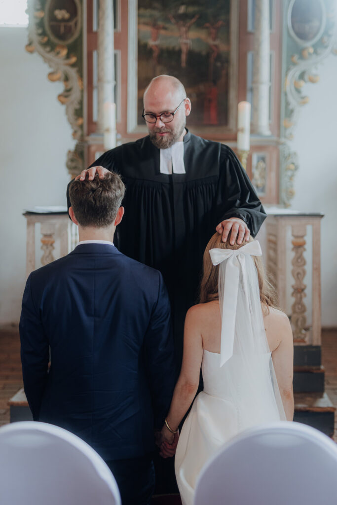 Paulinen Hof Paulinenhof Hochzeit Brandenburg Berlin Hochzeitsfotos Hochzeitsfotograf Hochzeitsfotografin Heiraten Fotograf Fotografin Kirchliche Trauung