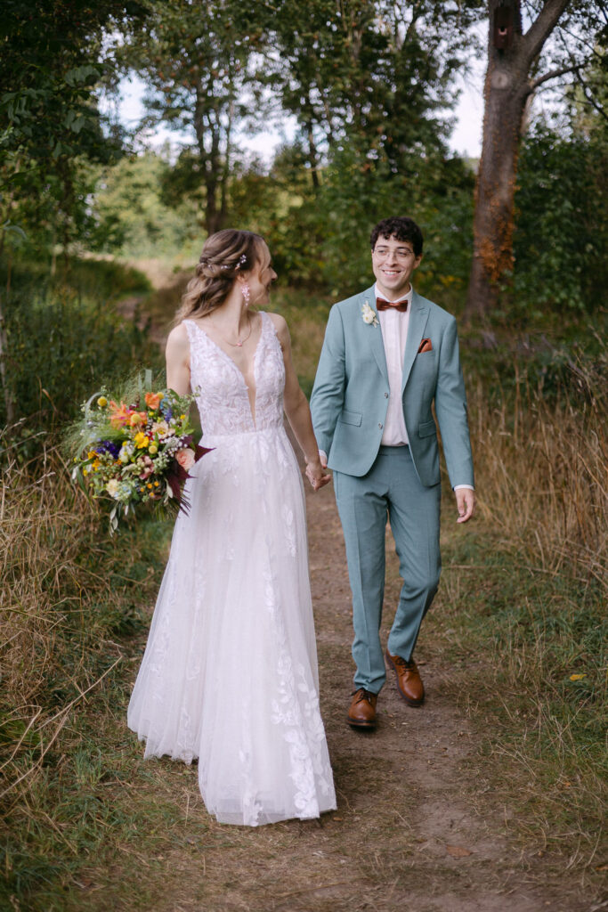 Gut Kahnsdorf Hainer See Hochzeit Heiraten Wedding Village Standesamt Standesamtliche Trauung Hochzeitsfotograf Hochzeitsfotos Fotoreportage