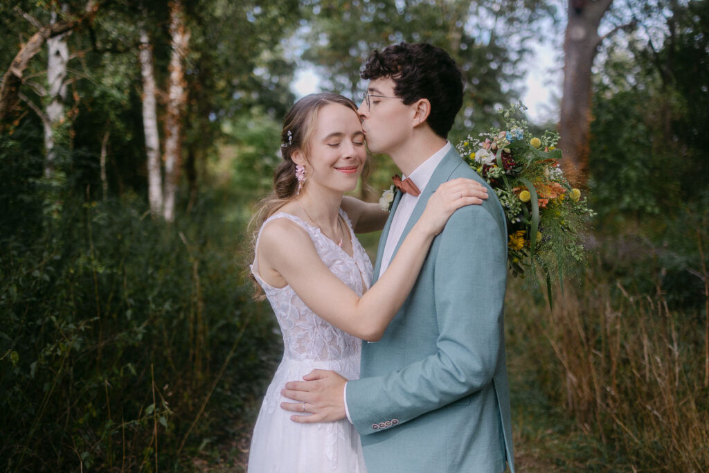 Gut Kahnsdorf Hainer See Hochzeit Heiraten Wedding Village Standesamt Standesamtliche Trauung Hochzeitsfotograf Hochzeitsfotos Fotoreportage