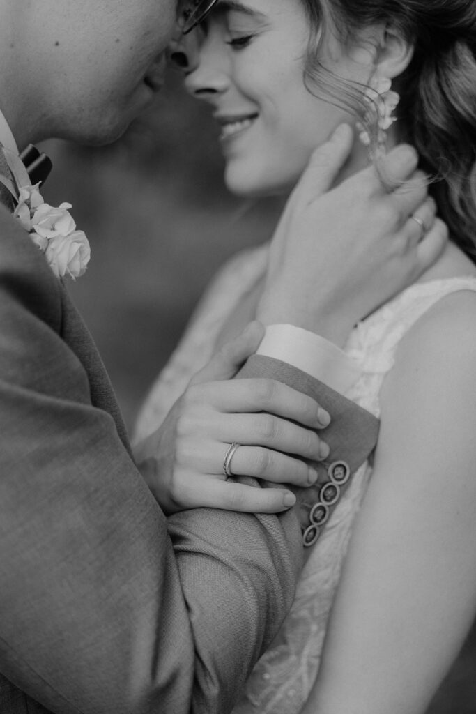 Gut Kahnsdorf Hainer See Hochzeit Heiraten Wedding Village Standesamt Standesamtliche Trauung Hochzeitsfotograf Hochzeitsfotos Fotoreportage