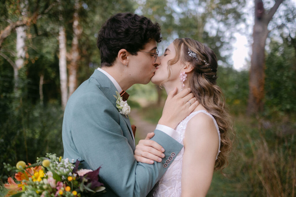 Gut Kahnsdorf Hainer See Hochzeit Heiraten Wedding Village Standesamt Standesamtliche Trauung Hochzeitsfotograf Hochzeitsfotos Fotoreportage
