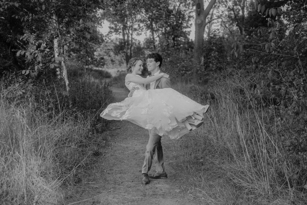 Gut Kahnsdorf Hainer See Hochzeit Heiraten Wedding Village Standesamt Standesamtliche Trauung Hochzeitsfotograf Hochzeitsfotos Fotoreportage