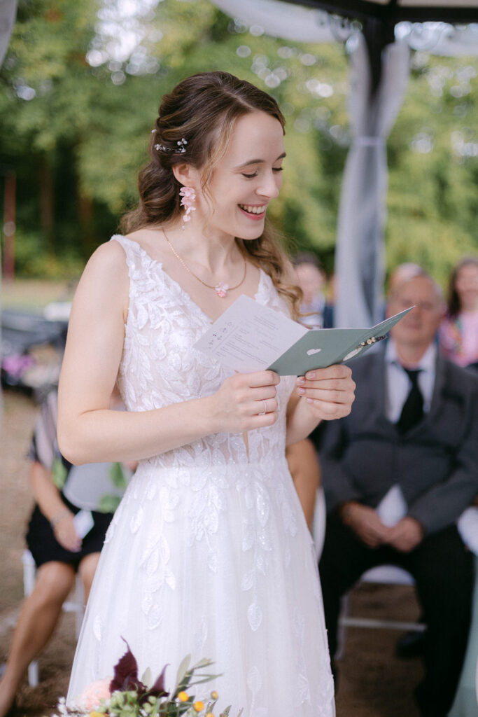 Gut Kahnsdorf Hainer See Hochzeit Heiraten Wedding Village Standesamt Standesamtliche Trauung Hochzeitsfotograf Hochzeitsfotos Fotoreportage