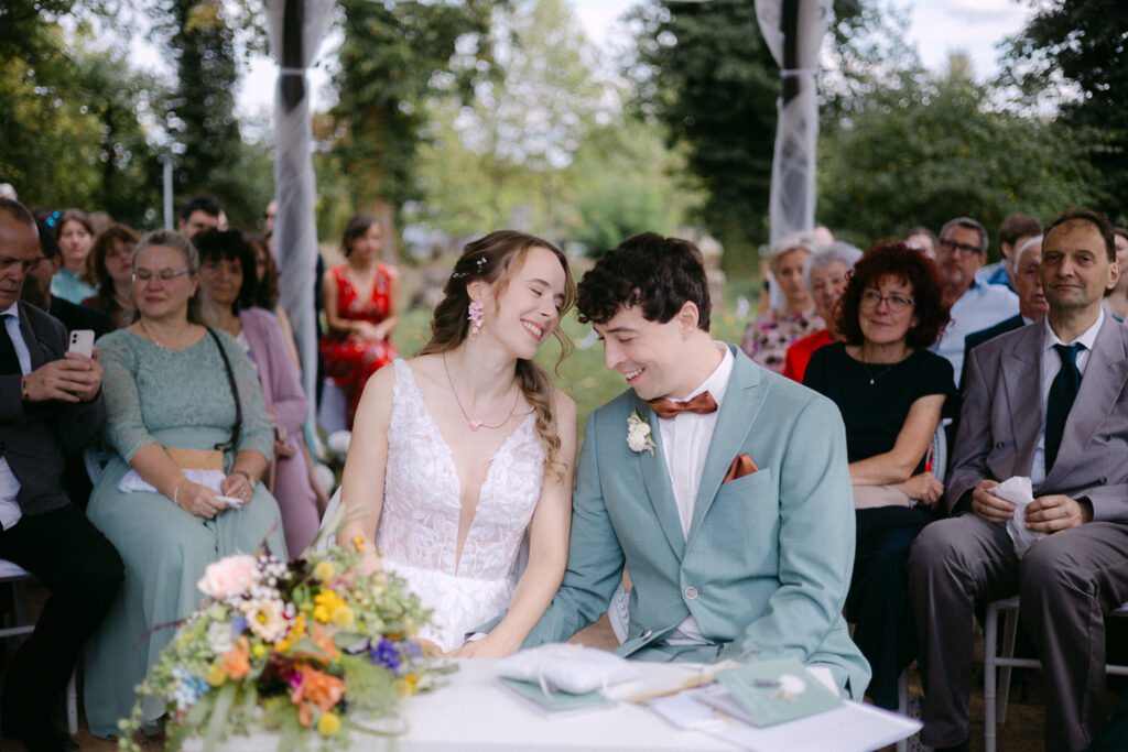 Gut Kahnsdorf Hainer See Hochzeit Heiraten Wedding Village Standesamt Standesamtliche Trauung Hochzeitsfotograf Hochzeitsfotos Fotoreportage