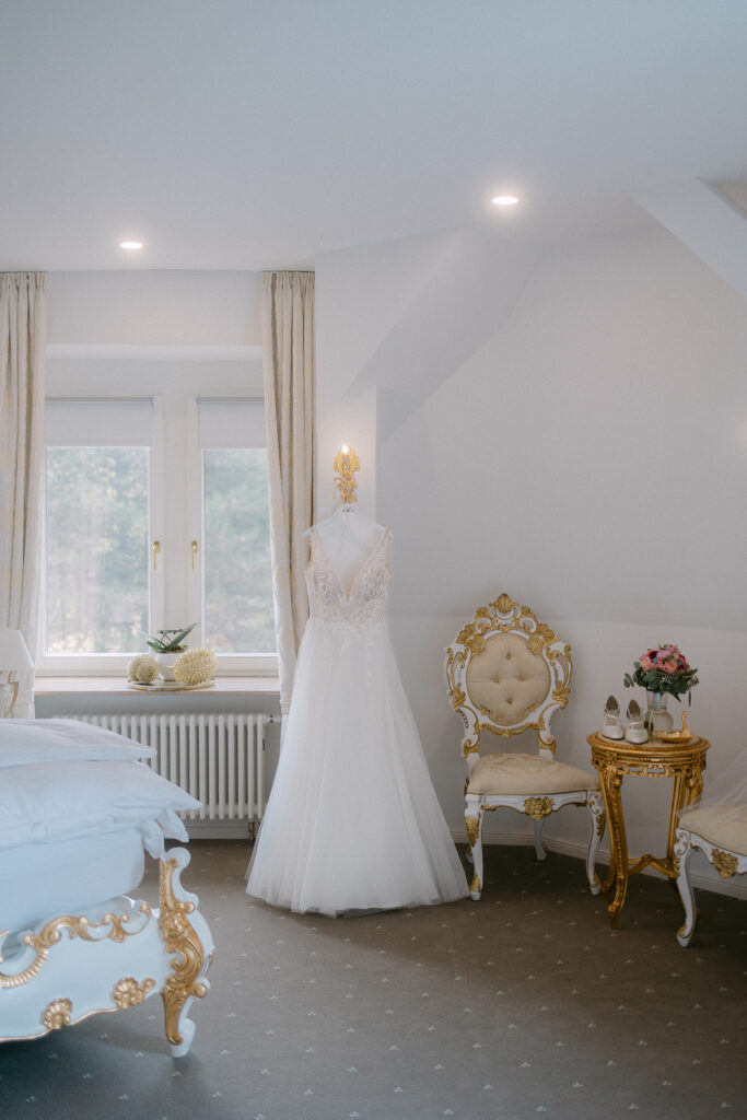Hochzeit Schloss Breitenfeld Leipzig Heiraten Hochzeitsfotos Fotograf Hochzeitsfotografin freie Trauung Schlossgarten