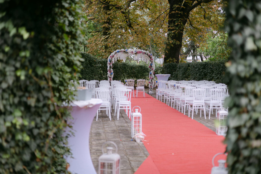 Hochzeit Schloss Breitenfeld Leipzig Heiraten Hochzeitsfotos Fotograf Hochzeitsfotografin freie Trauung Schlossgarten