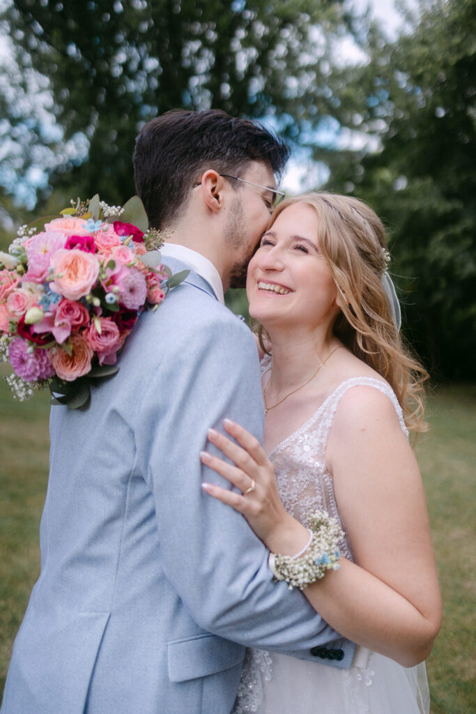 Hochzeit Schloss Breitenfeld Leipzig Heiraten Hochzeitsfotos Fotograf Hochzeitsfotografin freie Trauung Schlossgarten