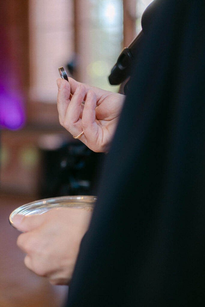 Mörtelwerk Leipzig Hochzeit heiraten am Kanal Plagwirt urban elegant kirchlich Kirche Hochzeitsfotos Hochzeitsfotografin