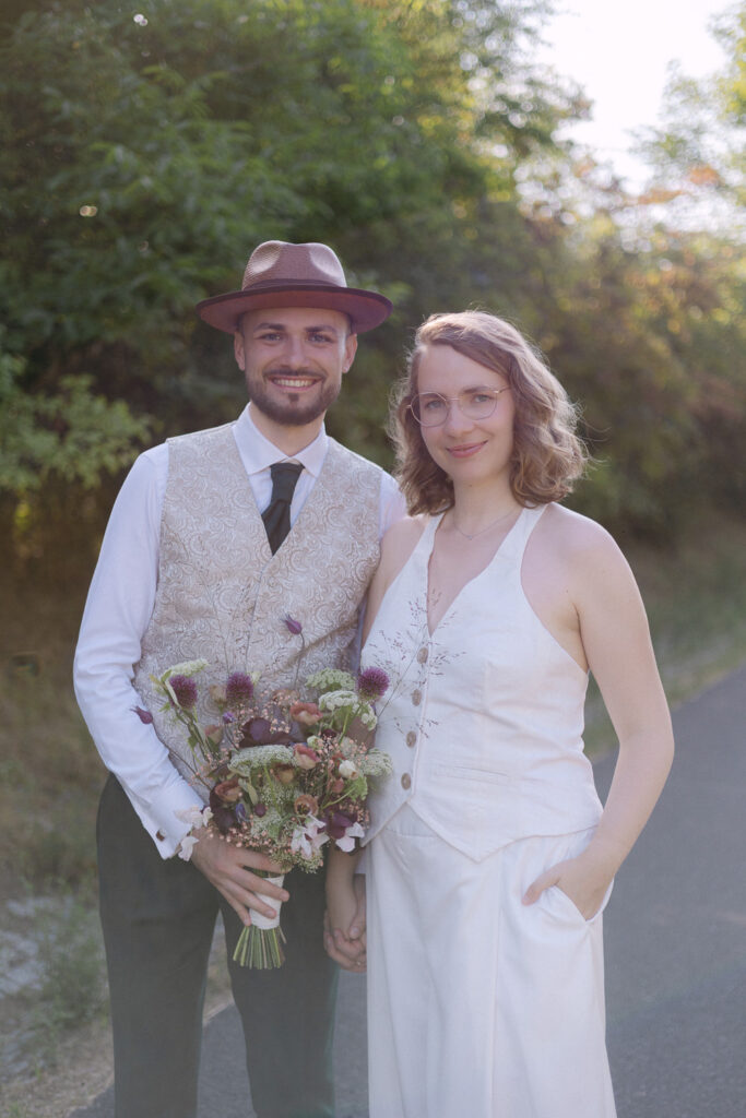 Mörtelwerk Leipzig Hochzeit heiraten am Kanal Plagwirt urban elegant kirchlich Kirche Hochzeitsfotos Hochzeitsfotografin