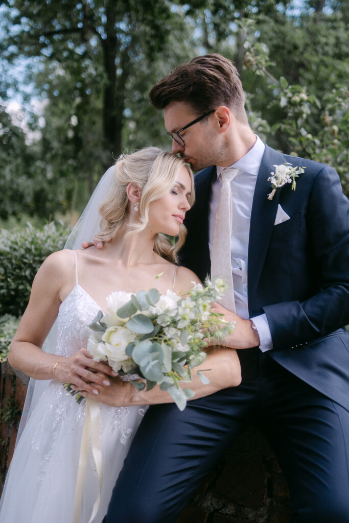 Standesamtliche Trauung Zwenkau Standesamt Leipzig Pavillon Draußen Hochzeitsfotos Hochzeitsfotograf Fotografin