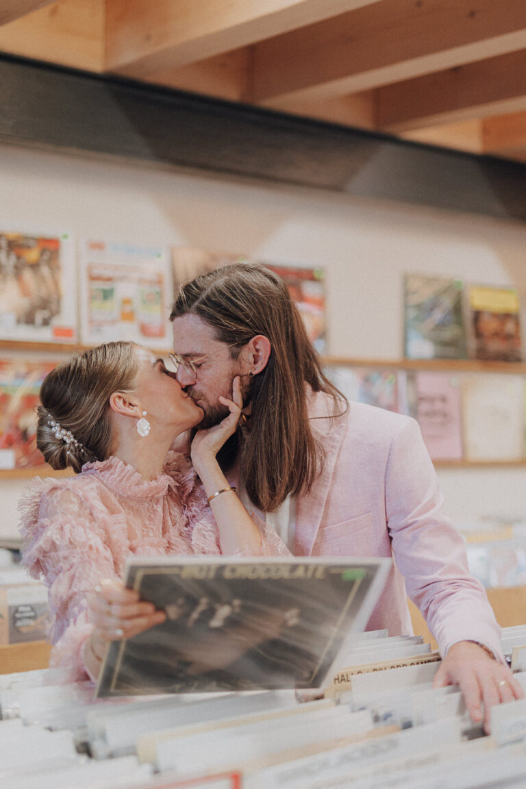 urbanes Paarshooting Leipzig Kiez Fotografin Fotograf Fotos Paarfotos Paarfotograf