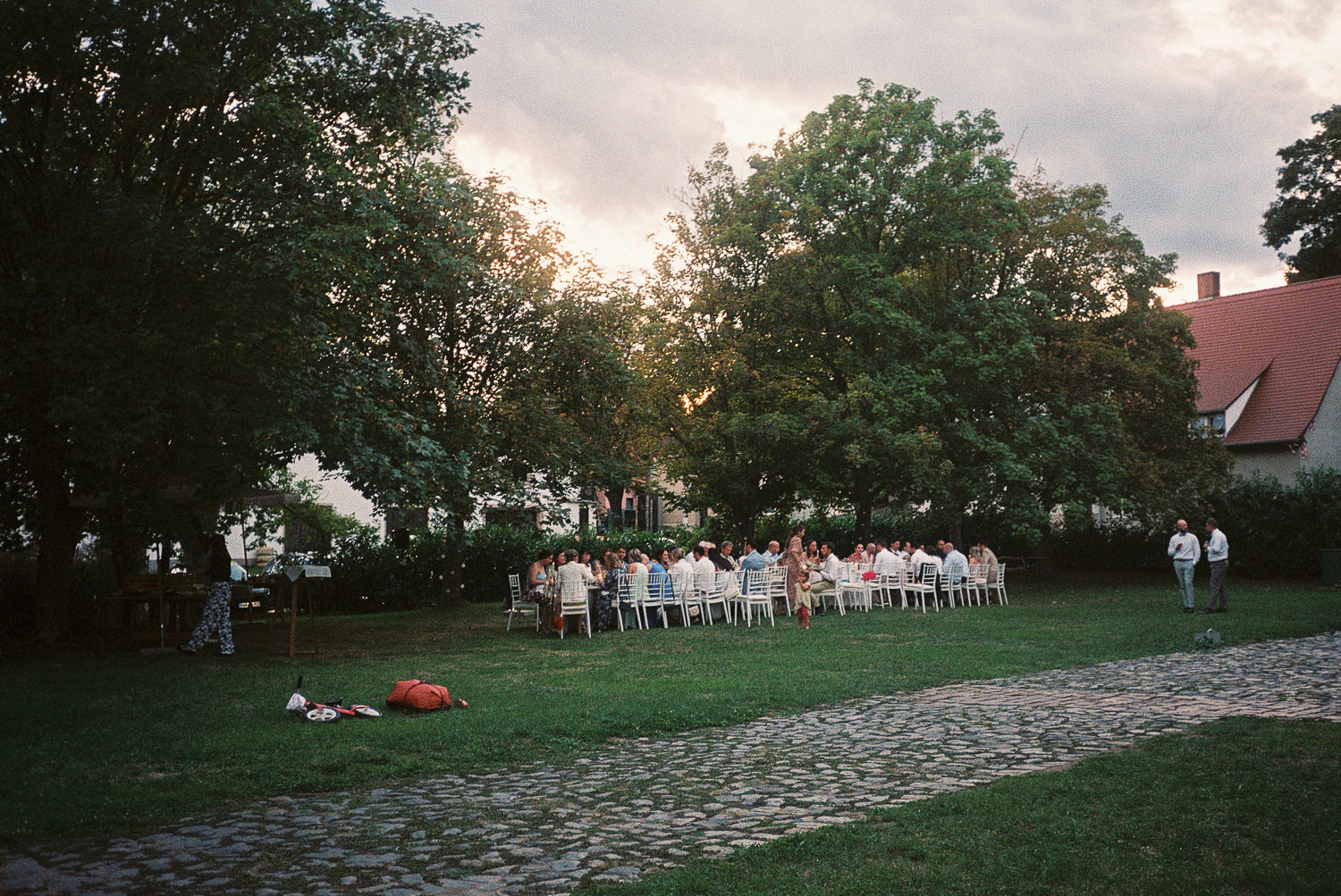 Hochzeitsfotografie analog 35mm Film Hochzeitsfotograf Leipzig Sachsen Dresden High End Fine Art Documentary